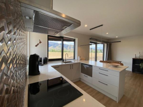 Relax in Rural Wanaka, Queensberry